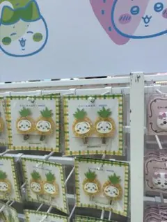 【中国限定】ちいかわ miniso フルーツヘアクリップ うさぎのサムネイル