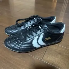 YASUDA サッカースパイク ブラック　23cmのサムネイル