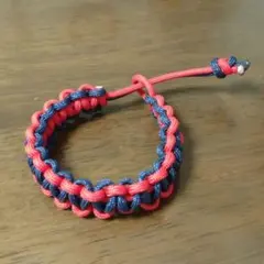 赤青パラコードブレスレット