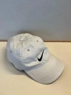 Item thumbnail for item efe36ef8-14fb-4c03-9527-3b790b52a7ff