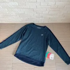 完売商品　値札付　美品バボラ　ジョギング テニス　ロングTシャツLサイズのサムネイル