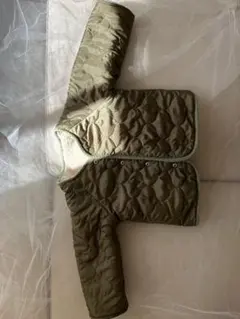 ボア裏地付きオリーブグリーンアウター