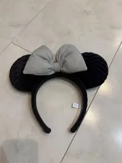 ミニーマウス耳カチューシャ グレーリボン
