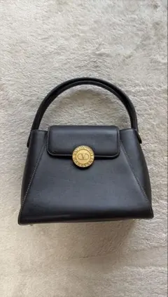 VALENTINO GARAVANI ロゴモチーフ　ショルダーバッグのサムネイル