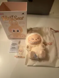 POPMART ラブブ Have a Seat ハブアシート　SISI