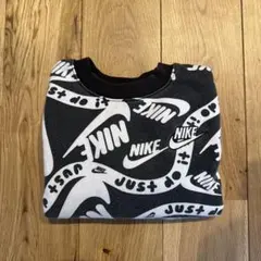 NIKE キッズトレーナー　3〜4y