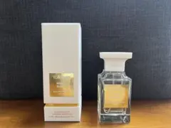 TOM FORD WHITE SUEDE オードパルファム 50mlのサムネイル