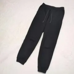 ユニクロ　レディーススウェットパンツ　Sサイズ　黒　ヒートテック