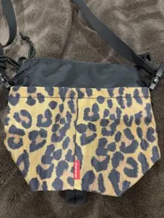 t*n様 Supreme レオパード　ボディバッグ　新品 Supreme レオパード柄 ボディバッグ ポー チ - メルカリ
