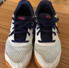 アシックス　23センチ　！おまけ靴下付き！