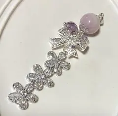 お値下げしました❣️ クンツァイト&リボンフラワー3連　ネックレストップ