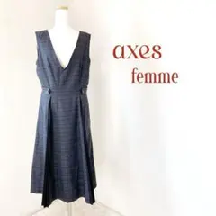 axes femme ノースリーブ Vネック ワンピース