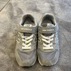 new balance 996 グレー キッズスニーカー
