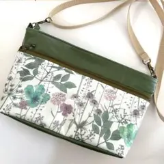 リバティ　ラミネート　イルマ　グリーン　ダブルファスナー　ショルダーバッグ