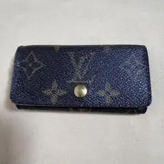 LOUIS VUITTON　ルイ・ヴィトン　ミュルティクレ4　キーケース