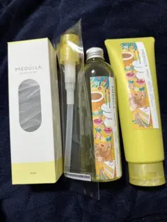 MEDULLA（メデュラ）　シャンプー＆リペア セット　スカルプリフトブラシ