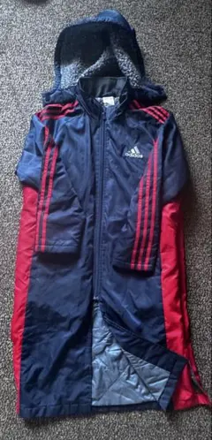 adidas フリース裏地 ベンチコート ネイビーとレッド150cm