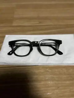 ウェリントンスタイル モスグリーン メガネ