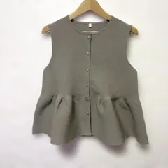coca コカ シルバーボタンペプラムニットベスト　Mサイズ