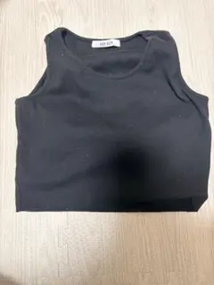 リブ編み 黒 タンクトップ
