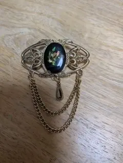 アンティーク　昭和レトロ　ヴィンテージ　ブローチ　デザイン