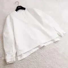 UNTITLED アンタイトル　シャツ　白