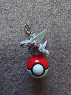 ポケモン　パルキア　キーホルダー