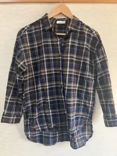 earth music &ecologyネイビー系チェック 長袖シャツ