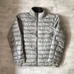 UNIQLO ユニクロ ダウンジャケット　アウター　シルバー