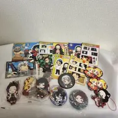 鬼滅の刃 キーホルダー缶バッチシールセット
