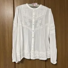 ZARA 刺繍入り ホワイト 長袖ブラウス