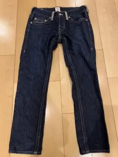 Item thumbnail for item ff7e87b1-6b4b-4d19-bab1-ad4cfedbc470