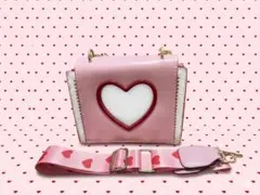 ロリミィ ハート型フリル付きホワイトハンドバッグ - メルカリ