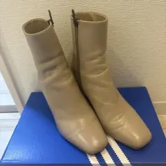 ダイアナ　ショートブーツ　24.5