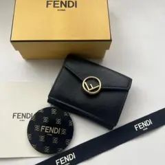 499 極上美品 VERSACE ヴェルサーチ 2つ折り財布 - メルカリ