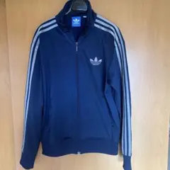 Item thumbnail for item ffc571ee-65a2-481a-8c87-4d473d9a96ec