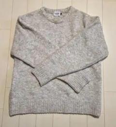 33 DEGREES ベージュ ニットセーター Mサイズのサムネイル
