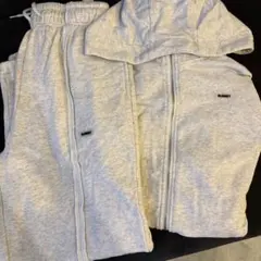 BLONCEY グレー フード付きセットアップ