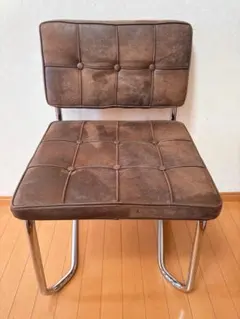 KARE DESIGNデザイン　カンチレバーチェア エキスポヴィンテージエコイス