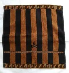 FENDI 巾着袋 ズッカ柄 パイル地 ポーチ - メルカリ