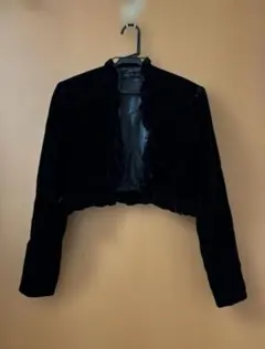 フリル付き黒ベルベットボレロ