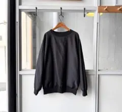 comoli リバーシブルプルオーバー 最安値！のサムネイル