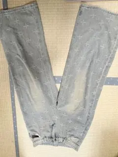 yoloのデニムパンツ