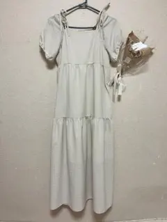 flower 2wayワンピース アイボリーのサムネイル