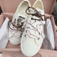 新品未使用】Miu Miu ダブルレース厚底キャンバスシューズ 36.1/2 