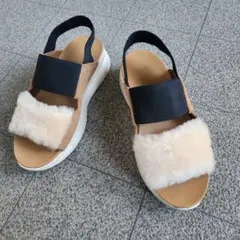 2025年最新】ugg silverlake blackの人気アイテム - メルカリ