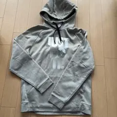 【お値下げします】NIKEフード付きパーカー