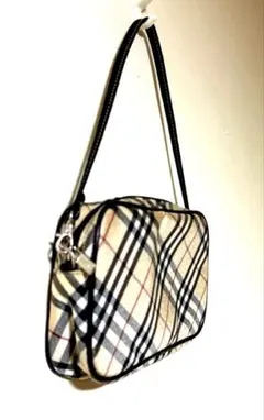 Burberry ノバチェック　アクセサリーポーチ　ワンショルダー　バーバリー