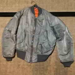 ア*ザ様 アルファ社　MA-1 フライトジャケット USA製　人気色！銀　グレー