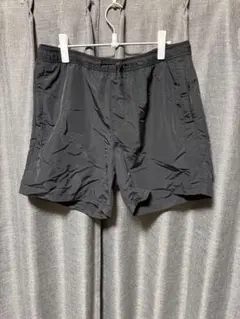 H&M ブラック ナイロン ショートパンツ XLのサムネイル